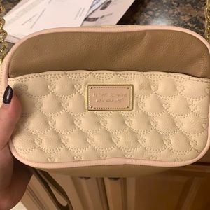 Betsey Johnson crossbody purse light pink/brown